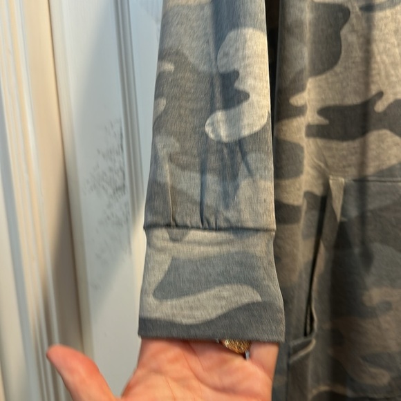 NWT! Cyrus Camo Lightweight French Terry Hooded Long Cardigan Sweatshirt S Robe - Picture 5 of 8